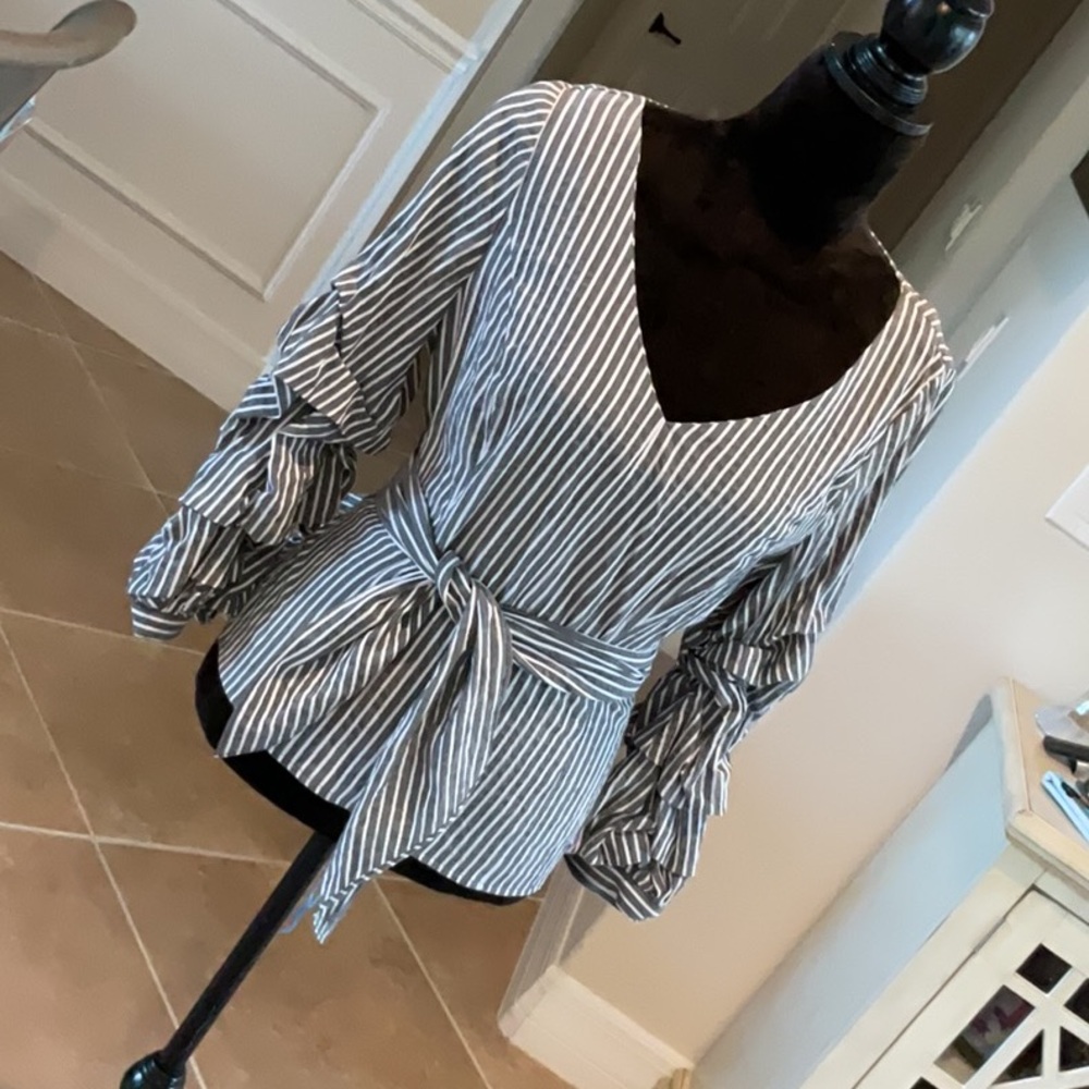 Striped V-Neck Tie-Waist Blouse - Gray/White